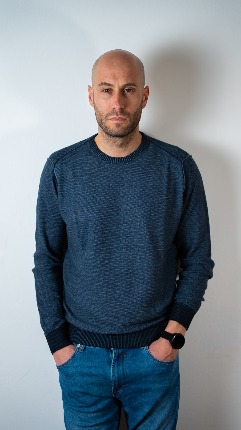 MAGLIONE BLU LAVORATO