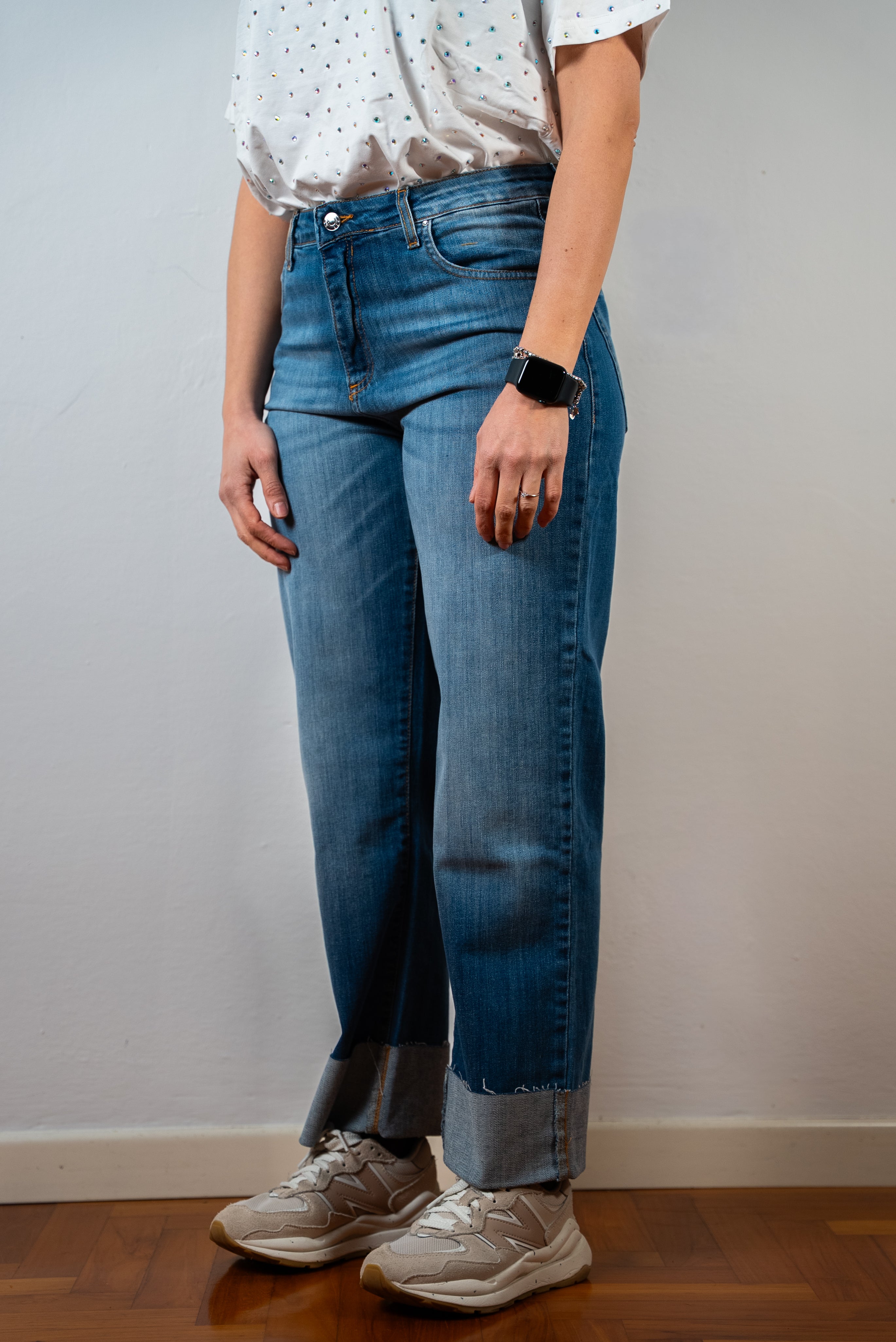 JEANS CON RISVOLTO