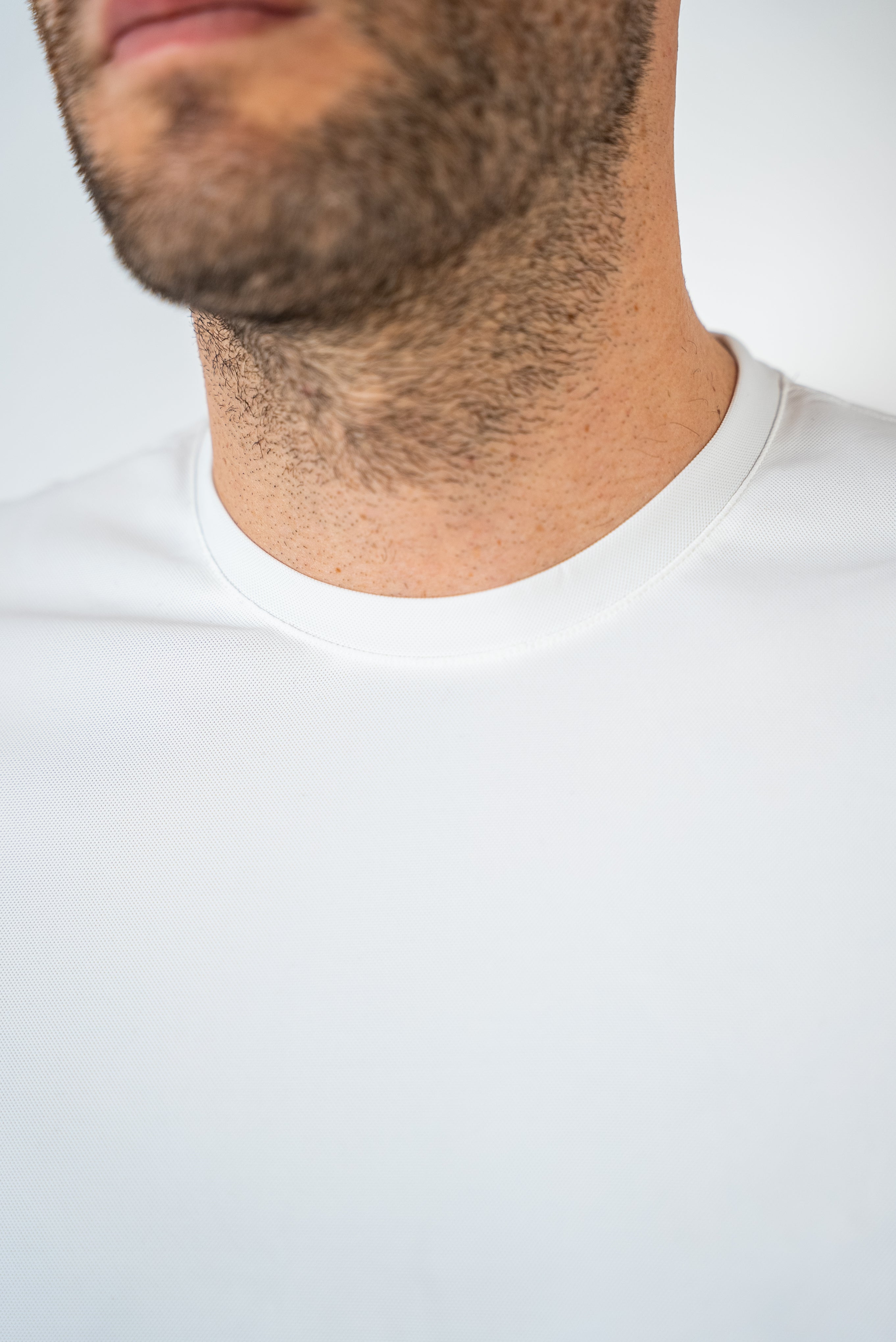 T-SHIRT TESSUTO TECNICO BIANCA