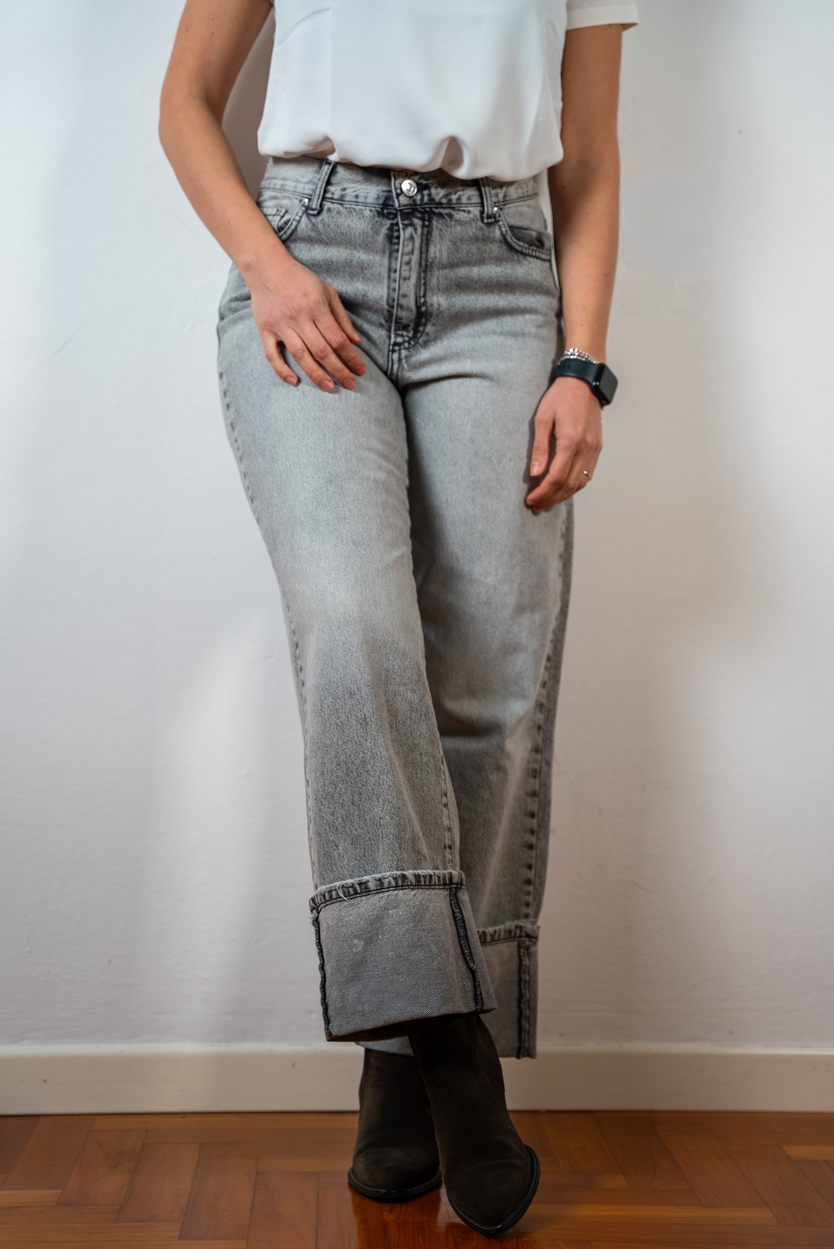 JEANS CON RISVOLTO ROSY