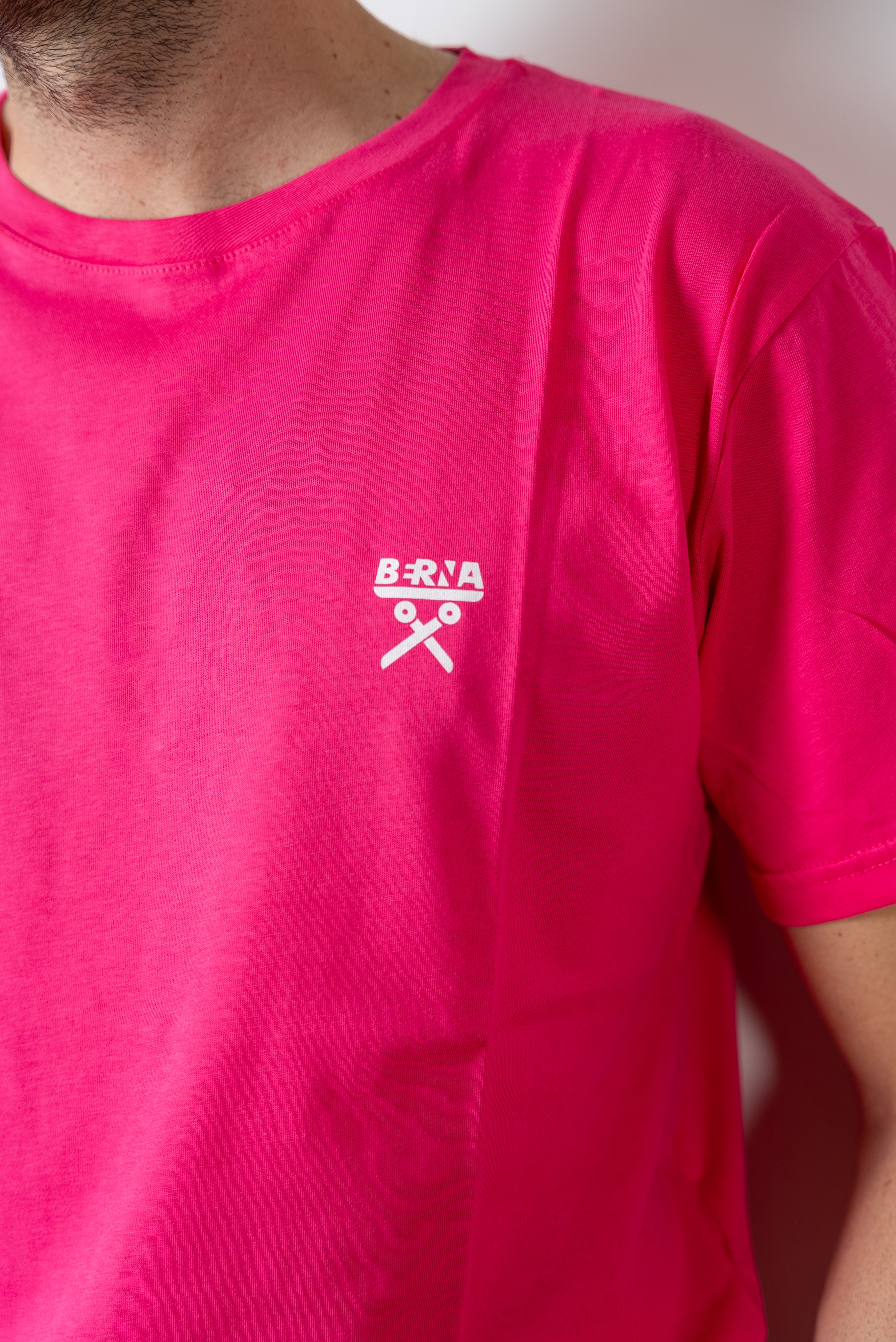 T-SHIRT BASICA BR FUCSIA