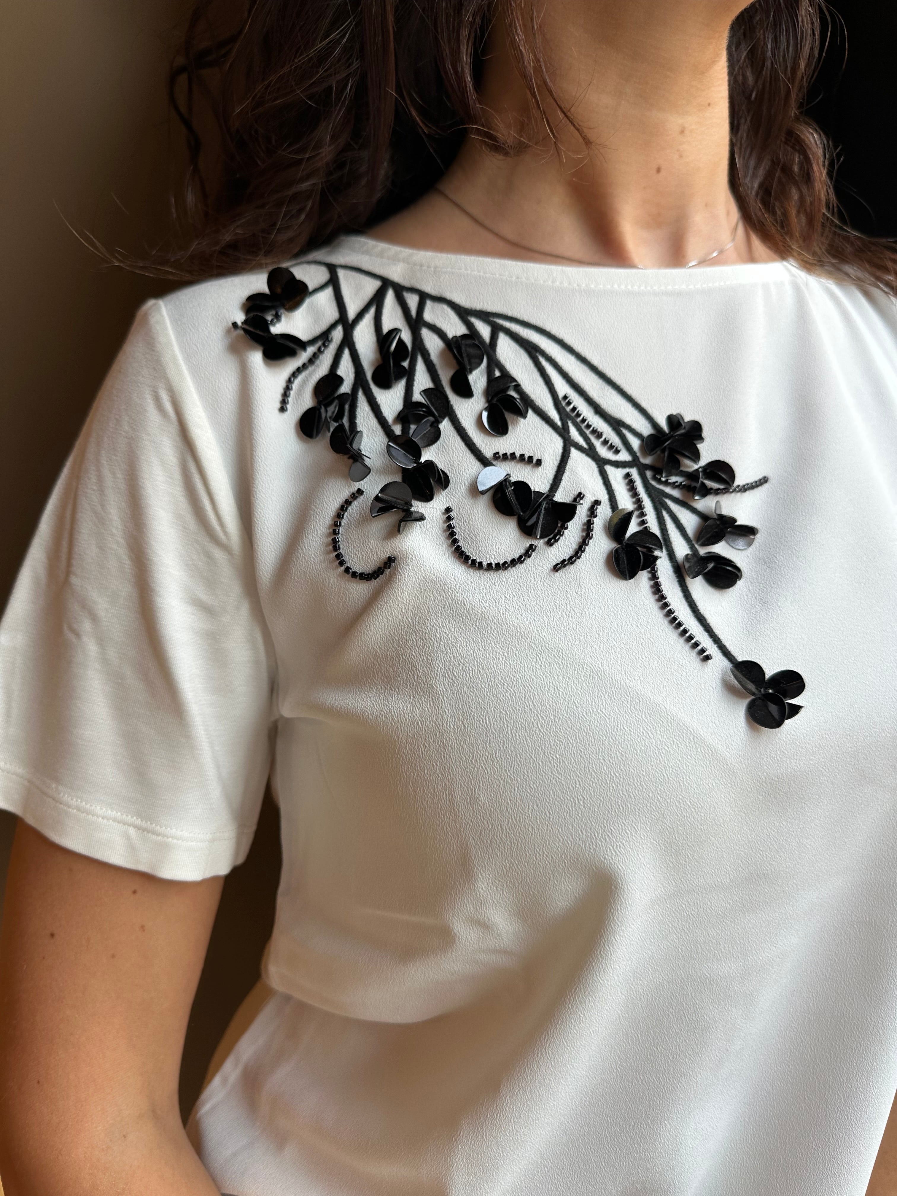 T-SHIRT DI PENNY BLACK