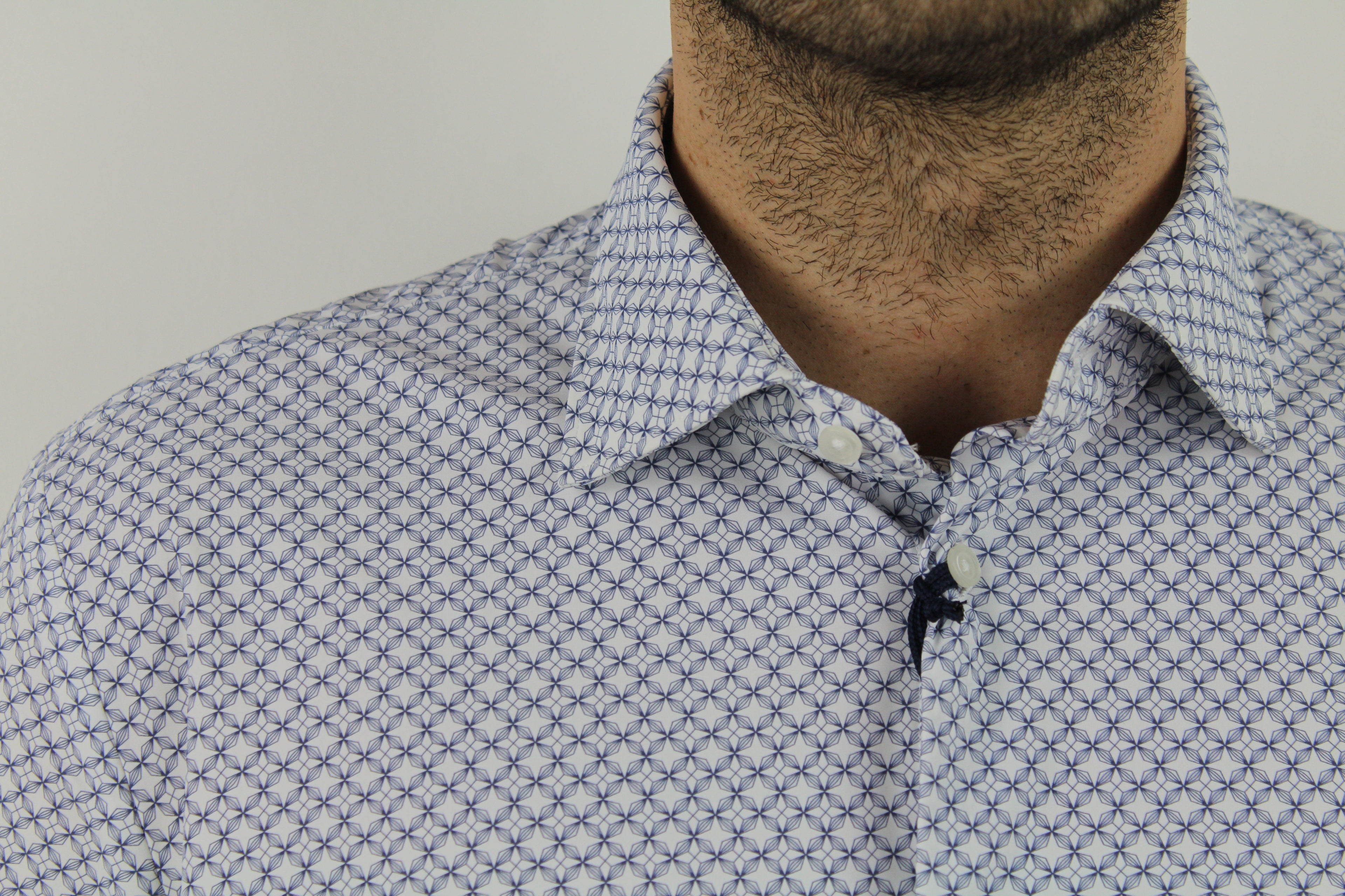 CAMICIA TESSUTO TECNICO 01