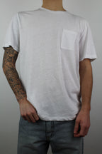 T-SHIRT CON TASCHINO