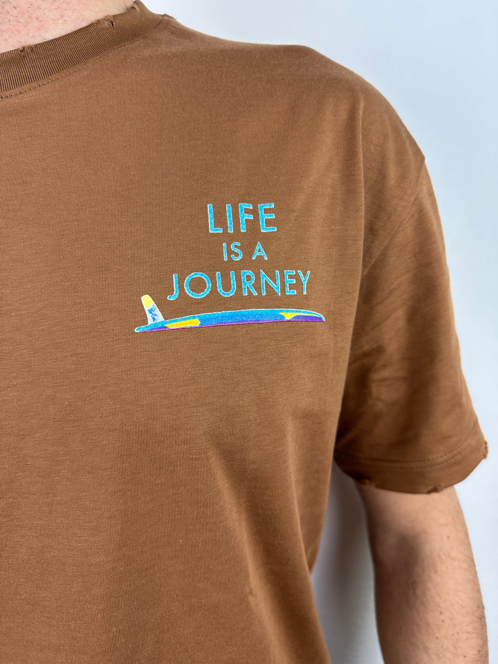 T-SHIRT CON STAMPA RETRO