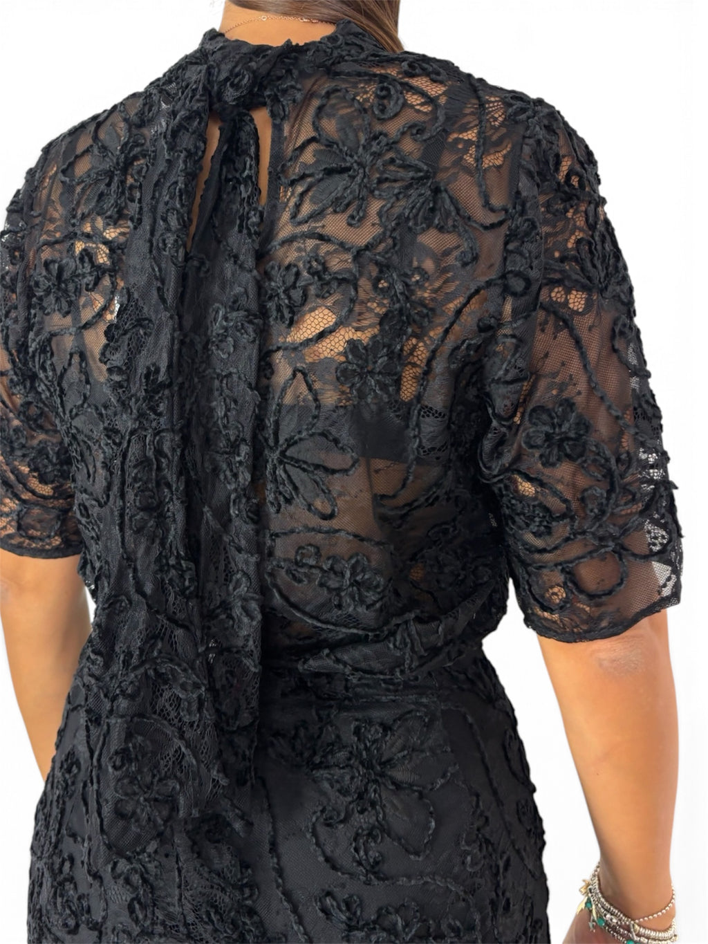 MAGLIA IN PIZZO CON FIOCCO